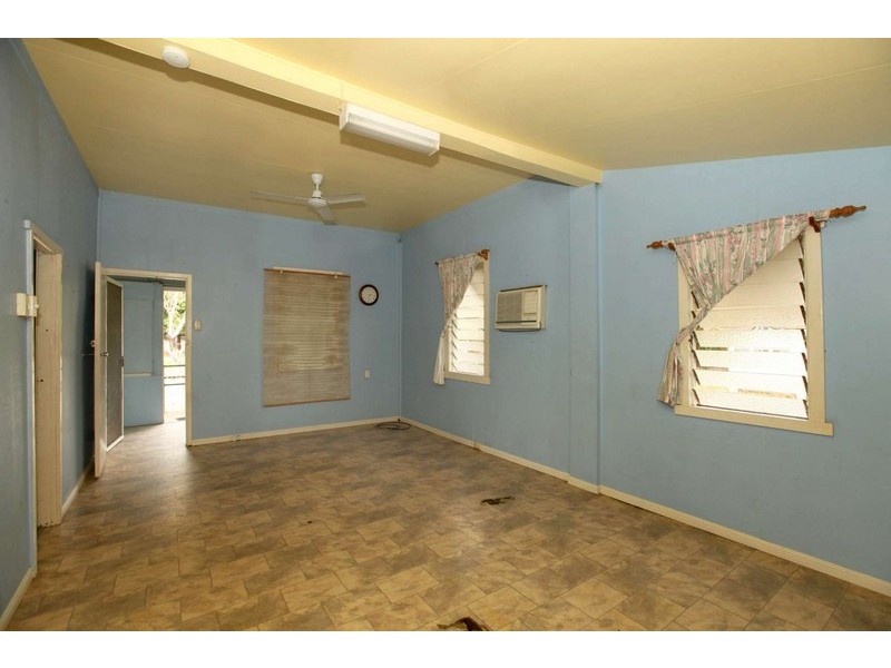 119 Tully Street, South Townsville QLD 4810