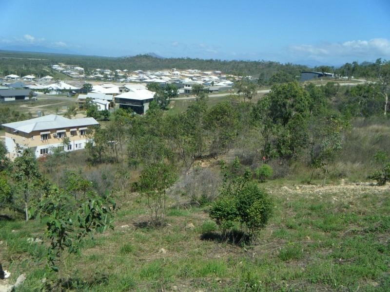 76 Goicoechea Drive, Bushland Beach QLD 4818