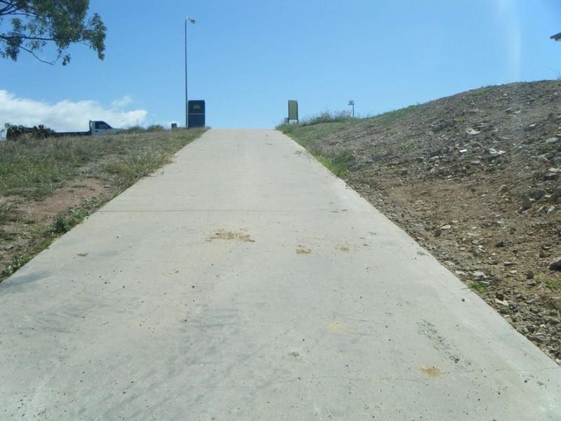 76 Goicoechea Drive, Bushland Beach QLD 4818