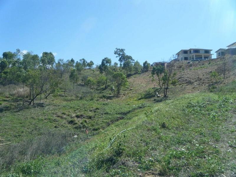 76 Goicoechea Drive, Bushland Beach QLD 4818