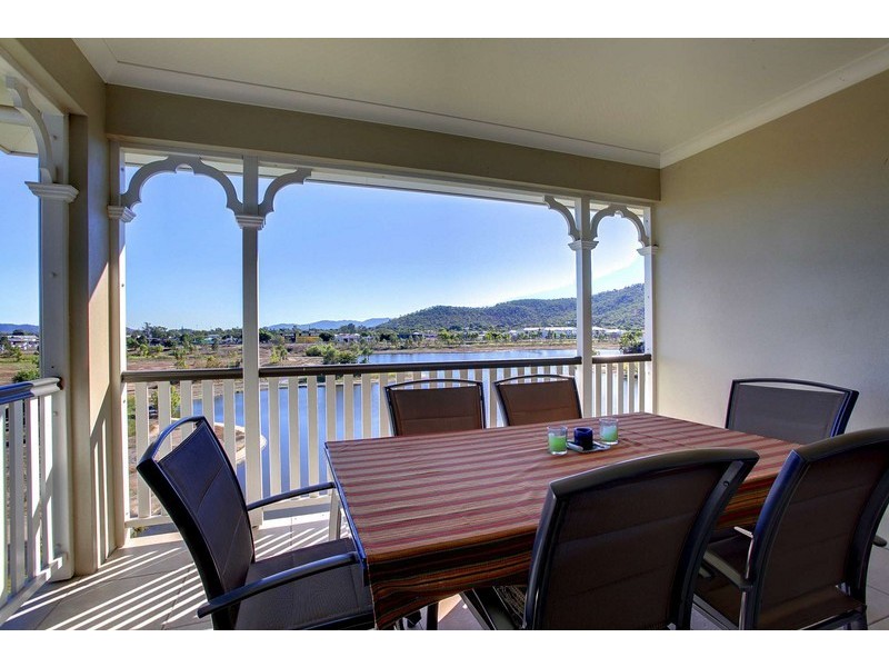 22/16-22 Martinez Avenue, West End QLD 4810