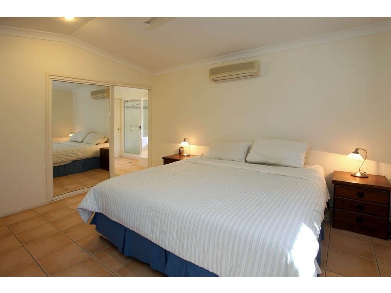 24 Joshua Crescent, Bushland Beach QLD 4818