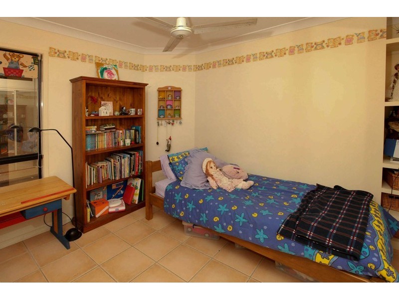 24 Joshua Crescent, Bushland Beach QLD 4818