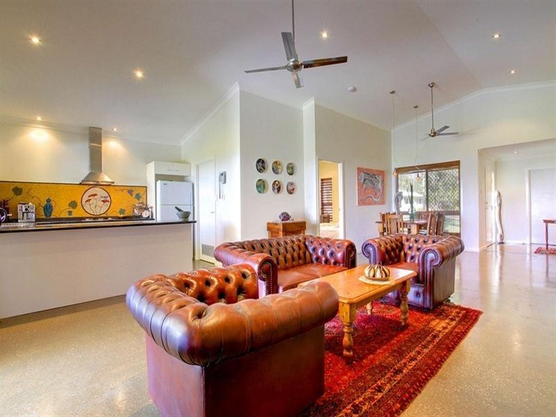 12 Whiting Court, Cungulla QLD 4816