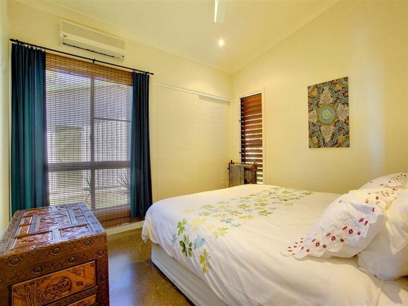 12 Whiting Court, Cungulla QLD 4816