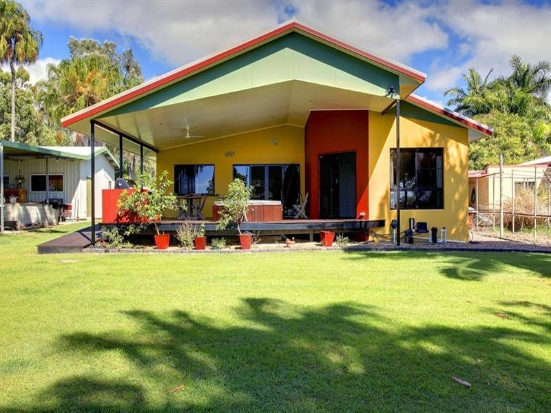 12 Whiting Court, Cungulla QLD 4816