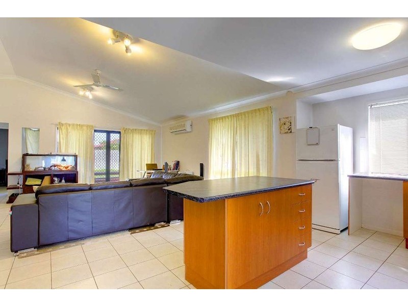 11 Fig Tree Pocket, Idalia QLD 4811