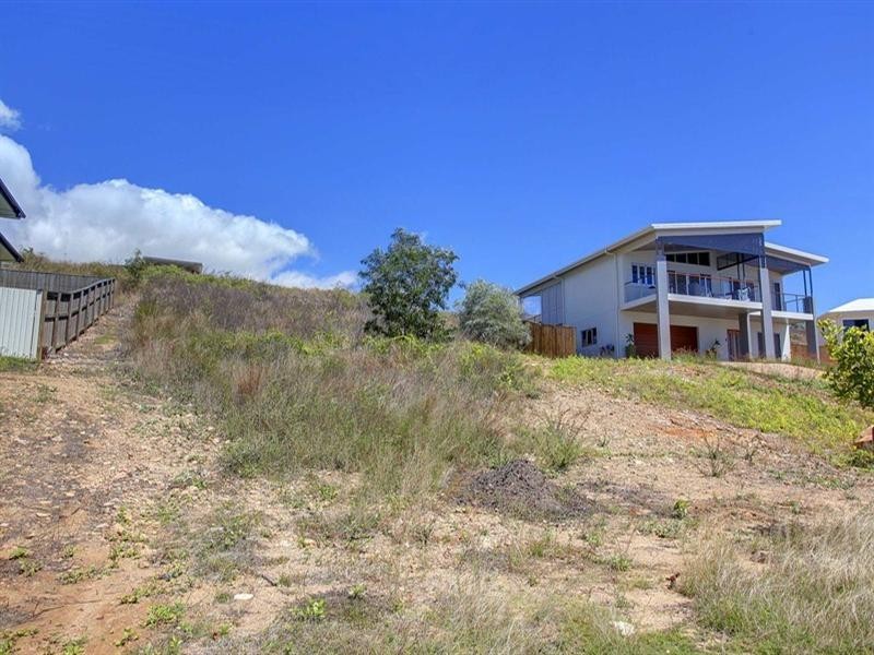 69 Shutehaven Circuit, Bushland Beach QLD 4818