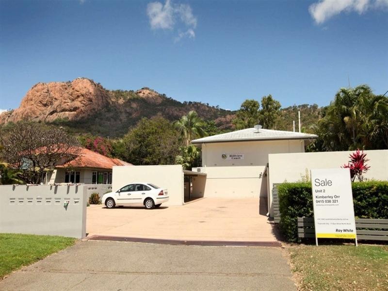 2/68 Paxton Street, North Ward QLD 4810