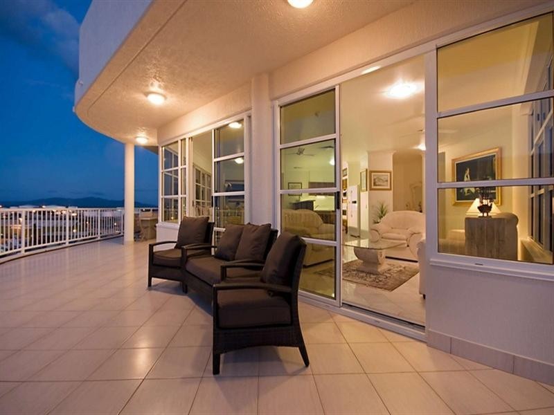 37/3-7 The Strand, Townsville City QLD 4810