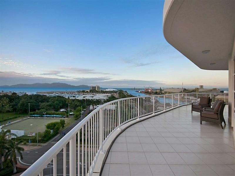 37/3-7 The Strand, Townsville City QLD 4810