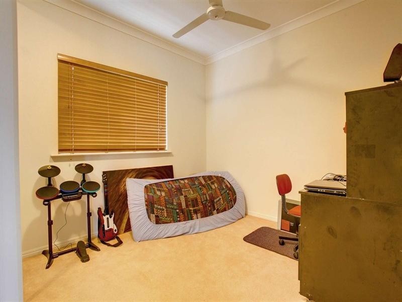 8/12-16 Martinez Avenue, West End QLD 4810