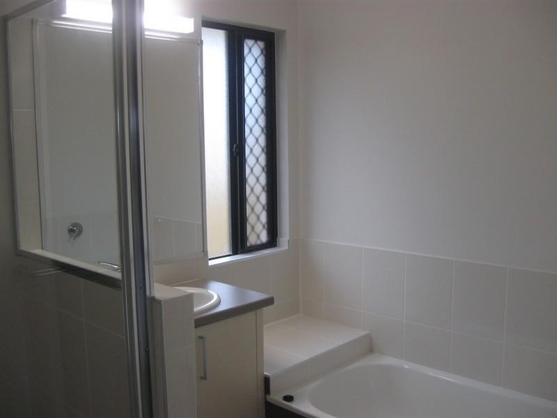 Mount Louisa QLD 4814