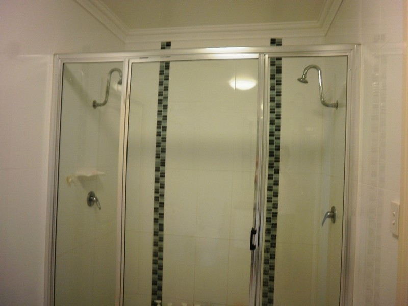 Bushland Beach QLD 4818