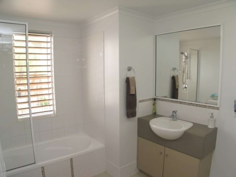 16/16-22 Martinez Avenue, West End QLD 4810