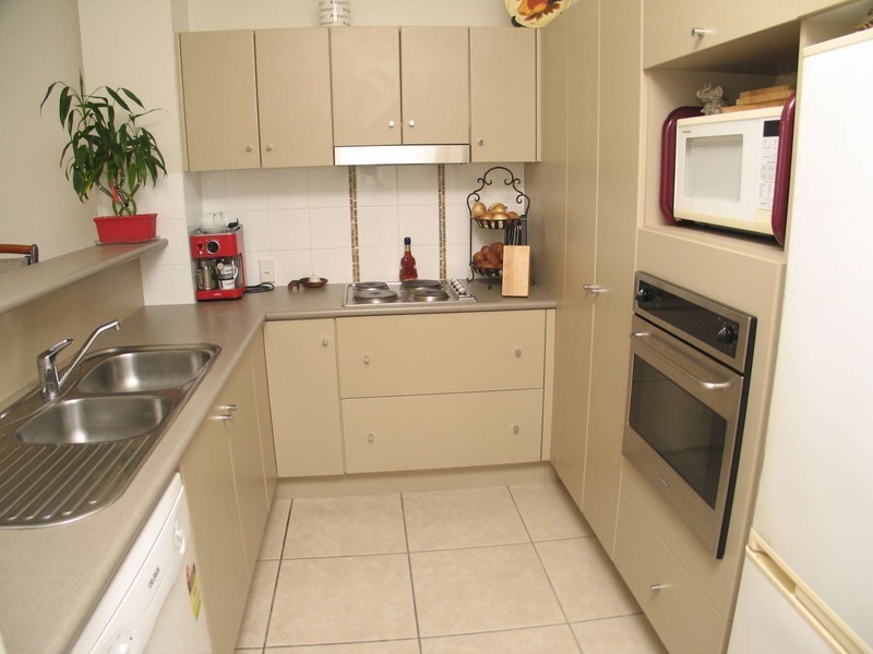 16/16-22 Martinez Avenue, West End QLD 4810