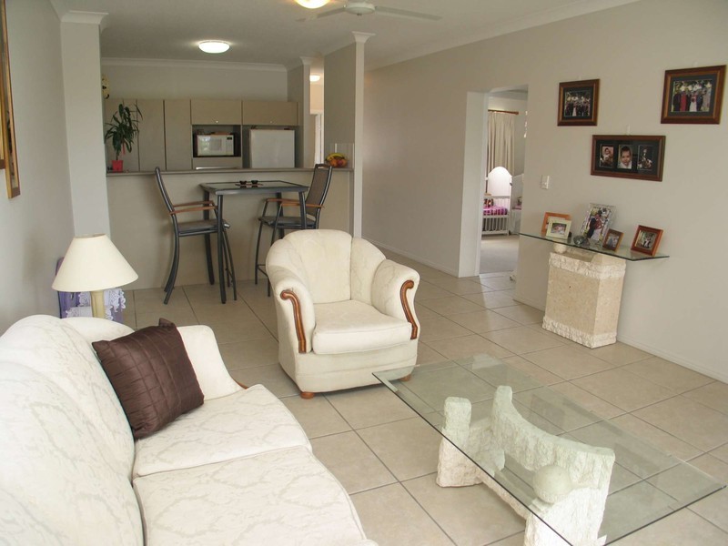 16/16-22 Martinez Avenue, West End QLD 4810