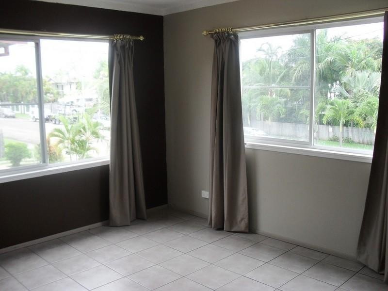 Hermit Park QLD 4812