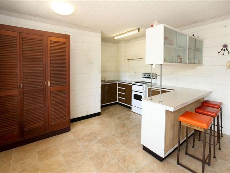 3/12 The Avenue, Hermit Park QLD 4812