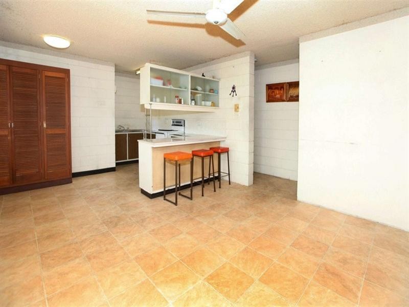 3/12 The Avenue, Hermit Park QLD 4812