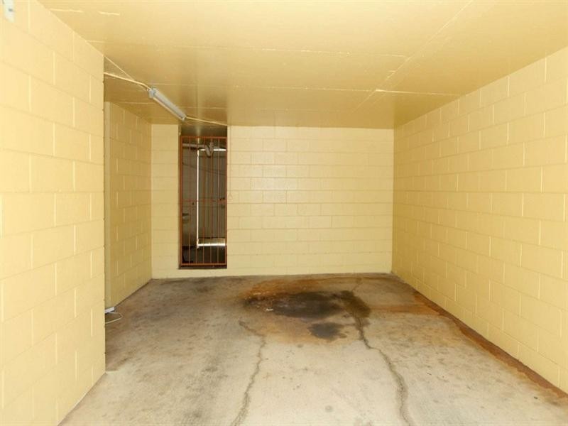 3/12 The Avenue, Hermit Park QLD 4812