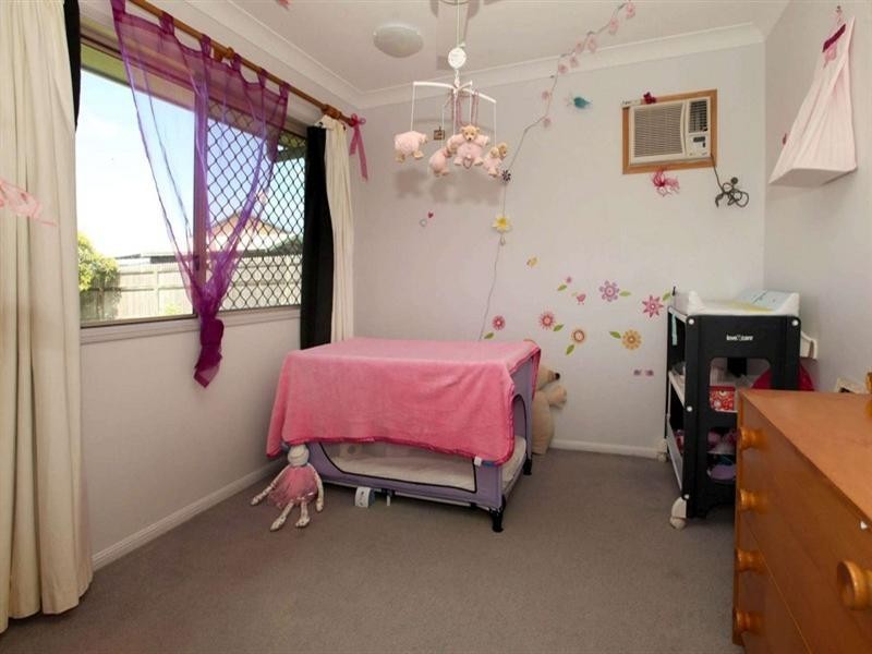 12 Crestbrook Drive, Mount Louisa QLD 4814