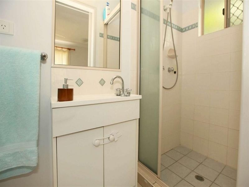 12 Crestbrook Drive, Mount Louisa QLD 4814