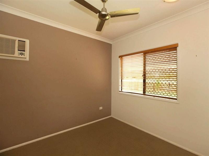 21 Coolaree Drive, Bushland Beach QLD 4818