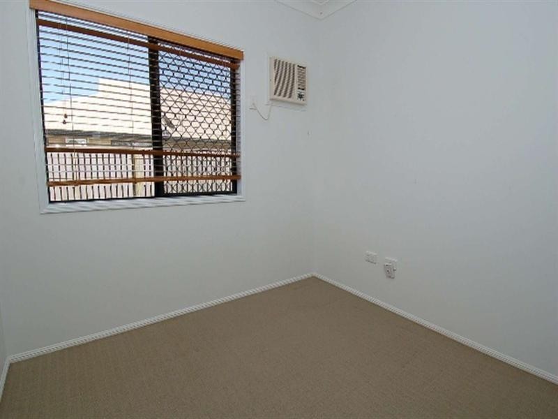 21 Coolaree Drive, Bushland Beach QLD 4818