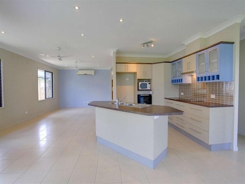 82 Summerland Drive, Deeragun QLD 4818