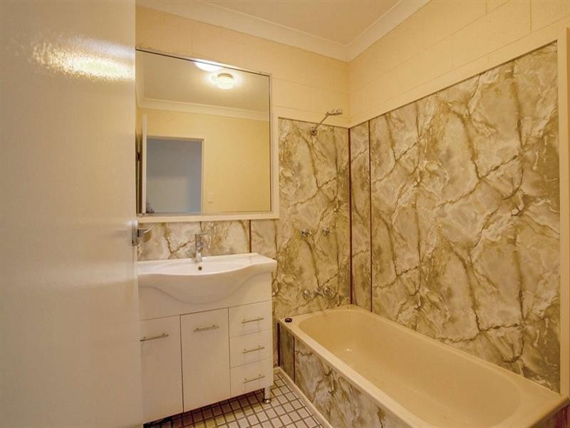 3 Bunya Street, Bushland Beach QLD 4818