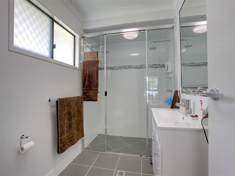 3 Bunya Street, Bushland Beach QLD 4818