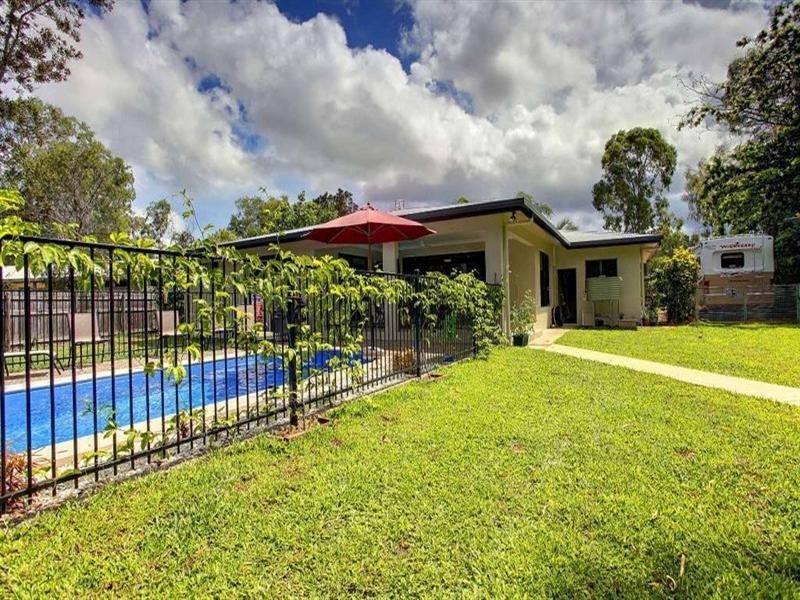 3 Bunya Street, Bushland Beach QLD 4818