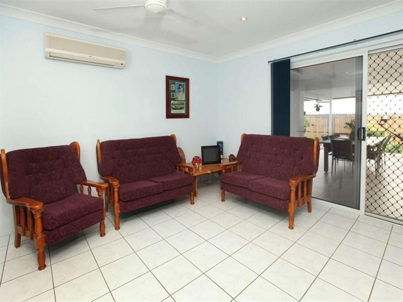 12 Miller Circuit, Kirwan QLD 4817