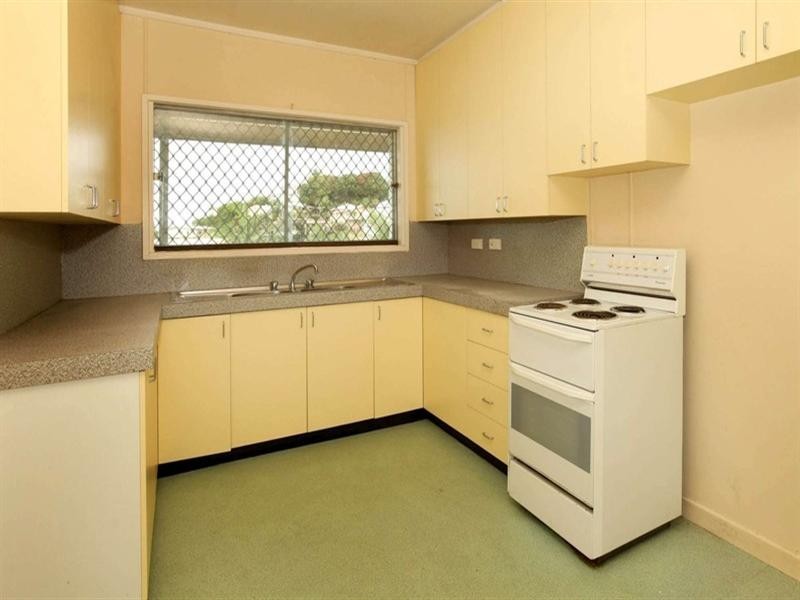 26 Murray Street, North Ward QLD 4810