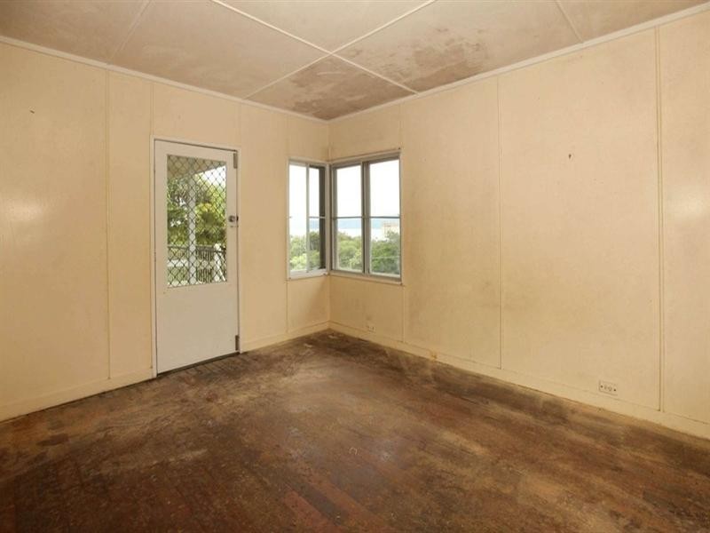 26 Murray Street, North Ward QLD 4810