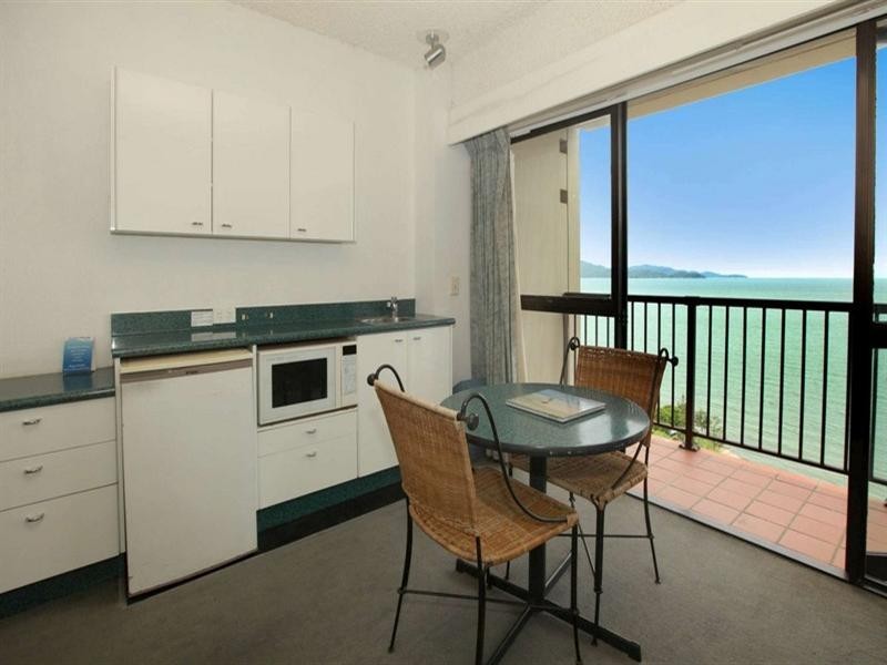 1303/75 The Strand, North Ward QLD 4810