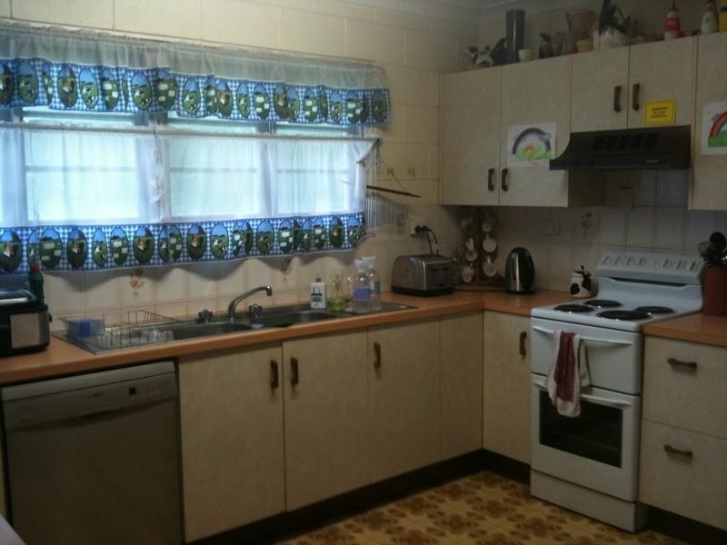 Saunders Beach QLD 4818