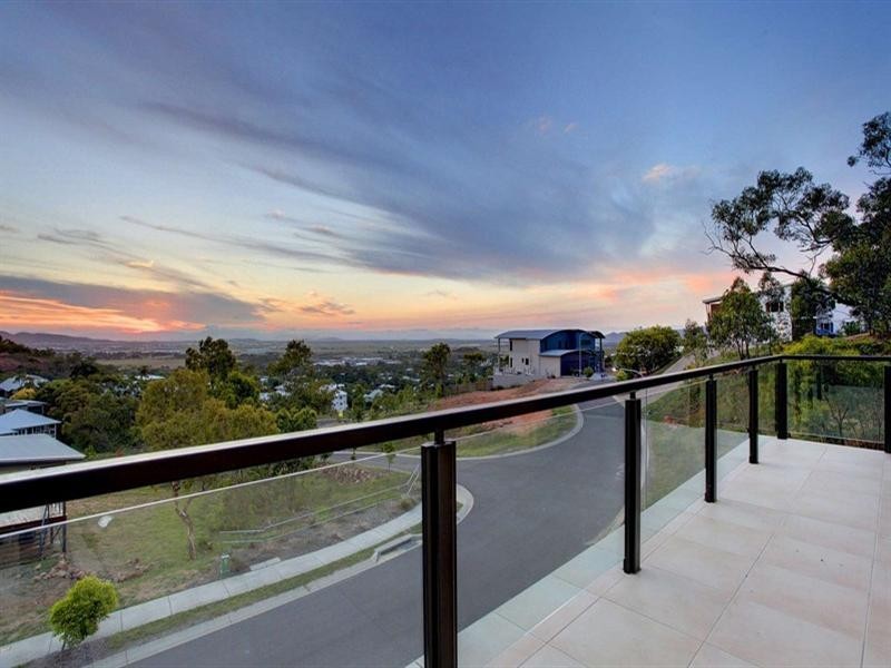 68 Yarrawonga Drive, Castle Hill QLD 4810