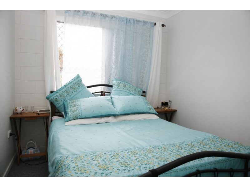 32 Ackers Street, Hermit Park QLD 4812