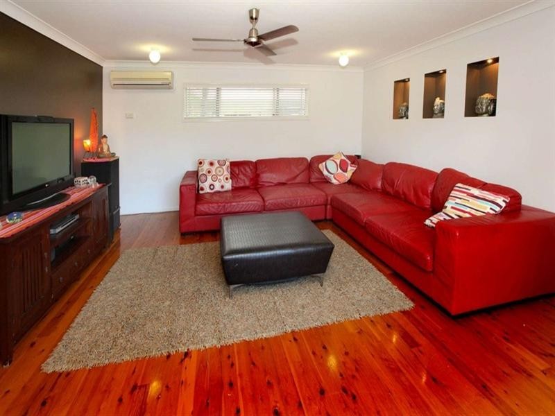 10 Bryony Court, Kirwan QLD 4817