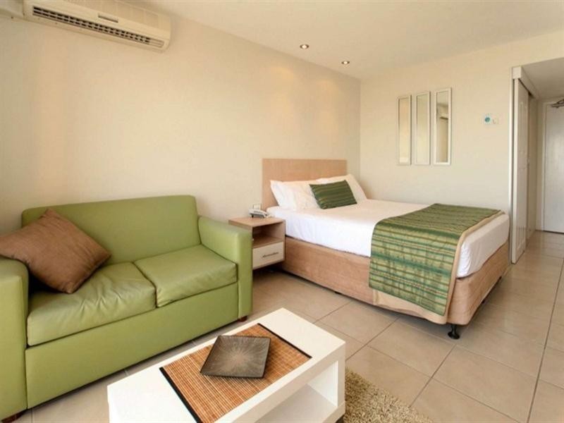 803/75-77 The Strand, North Ward QLD 4810