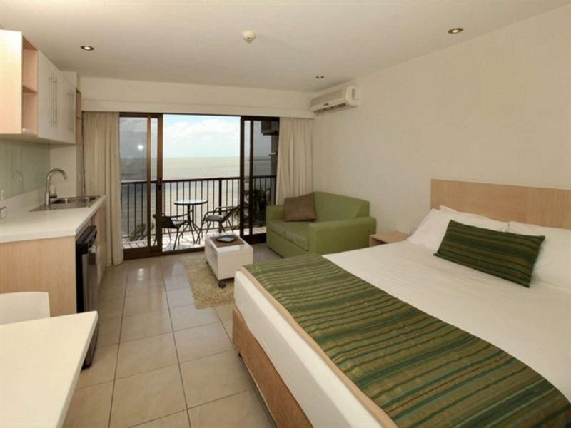 803/75-77 The Strand, North Ward QLD 4810