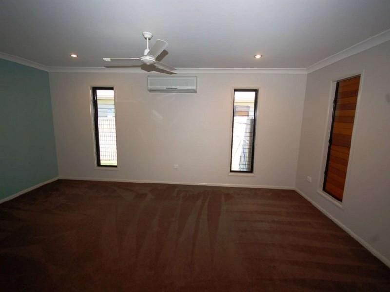 5 Shutehaven Circuit, Bushland Beach QLD 4818