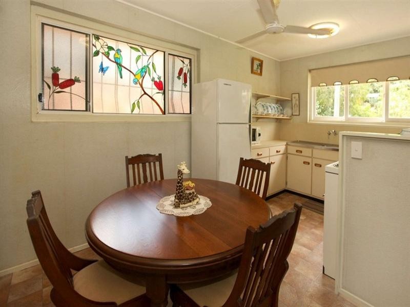 11 Stanton Terrace, North Ward QLD 4810