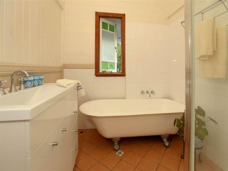 31 Eleventh Avenue, Railway Estate QLD 4810