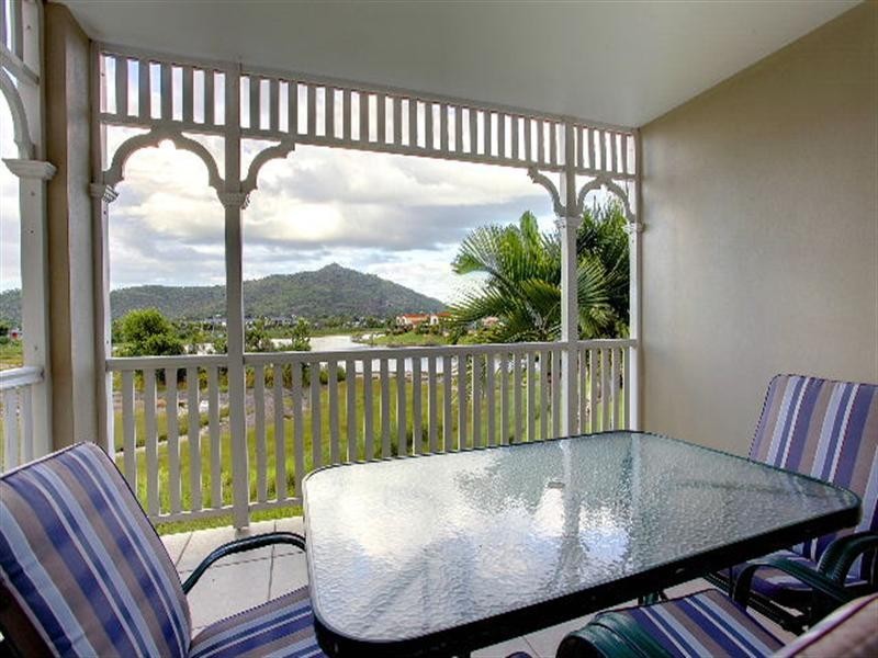 12/12-14 Martinez Avenue, West End QLD 4810