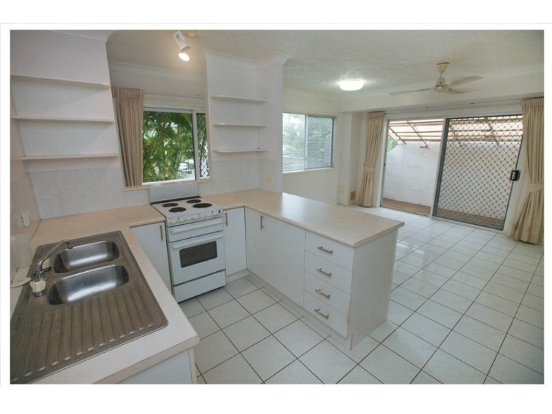 1/25 Cavendish Street, Pimlico QLD 4812