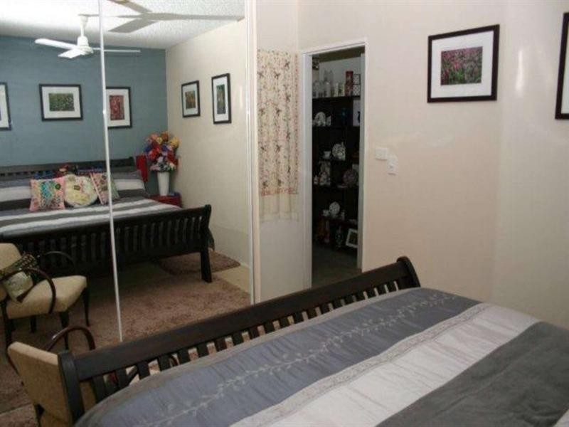 11/17 Stanton Terrace, North Ward QLD 4810