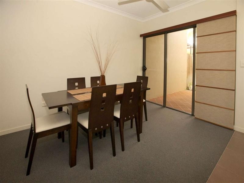 8/40 Perkins Street, South Townsville QLD 4810